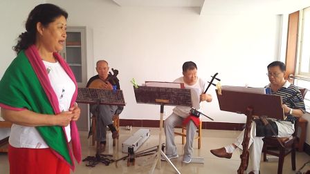 何华姐演唱京剧选段