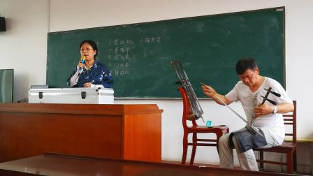 学唱京剧《状元媒》到此时顾不得
