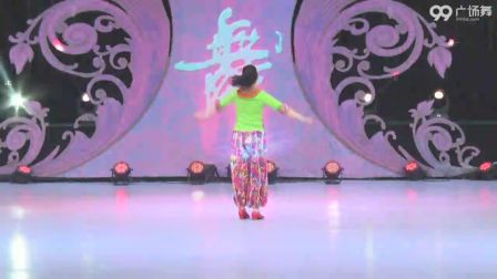 大王叫我来巡山舞蹈教学格格广场舞《山谷里