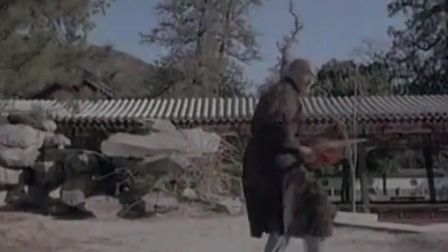 海灯法师演练达摩月牙铲 少林易筋经! 做到