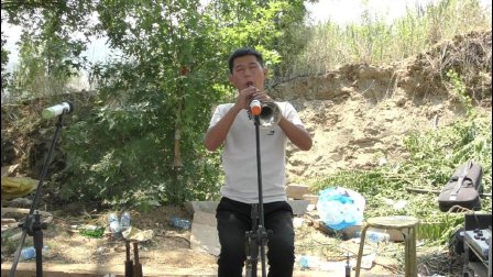 高称平长子高晓峰唢呐演奏《沸腾的黄土地》