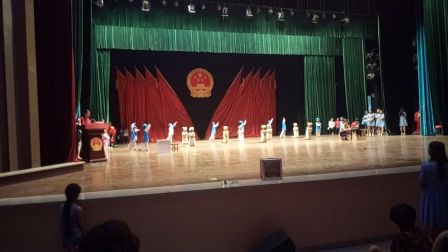 步步高幼儿园《跪羊图》幼儿舞蹈