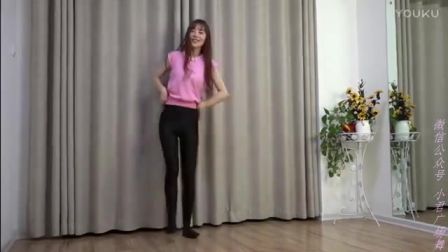 小君广场舞《女人没有错》