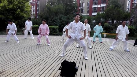 白城四季华城八段锦