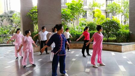 中信华庭  刚练八段锦  2017年7月2日
