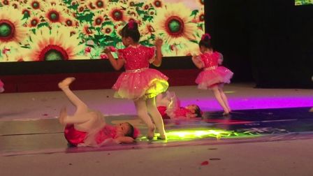 幼儿舞蹈《小脚Y》