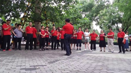 陶然亭《徐舞飞杨乐陶然》舞蹈队（跑三）第五节