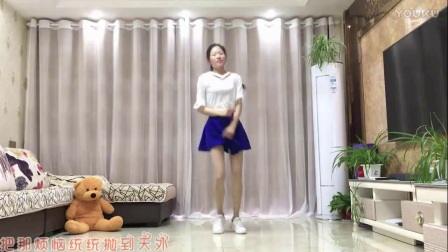 新生代广场舞《摇起来嗨起来》（最新动感健身