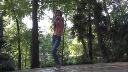 小君广场舞《坏姐姐》室外版
