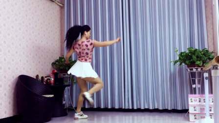 青青世界广场舞《DJ妹妹不哭》 51步鬼步舞