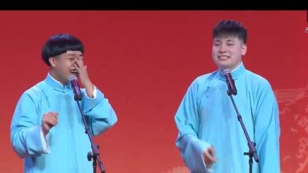 相声演出台上吵嘴打架是常有的事 但这一种