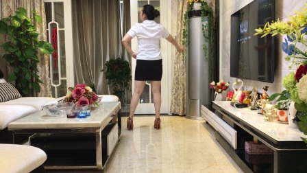 南昌玲玲广场舞《女人没有错》《特》