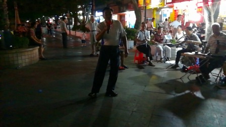 《华山救母》叠牌调