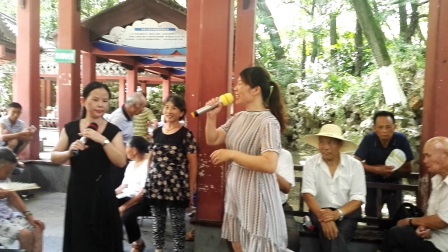 中山公园越剧小何对唱高清