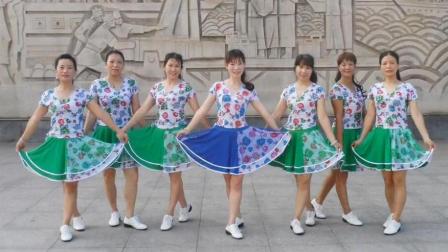 中老年都能跳的32步健身操《动动广场舞舞曲