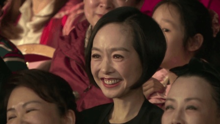 德云社最大型演出 相声前辈上台嬉笑骂郭德