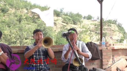 贺银海在绥德米家硷庙会上陕北大唢呐民歌联