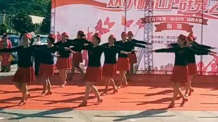 广场舞青春波尔卡20人队形版比赛获奖作品