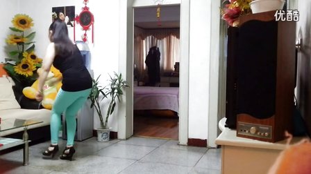 南昌玲玲广场舞《草原上的月光》