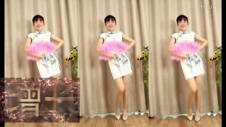 小君广场舞《往事只能回味》