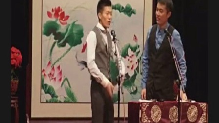 何云伟收徒弟只收文化人 用外语讲相声首赢