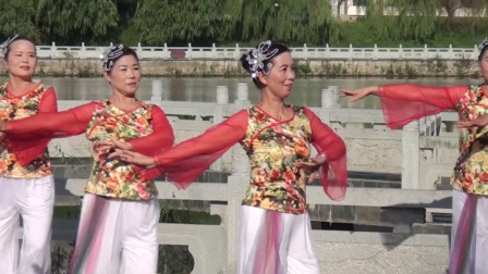 春英广场舞《祖国的好江南》