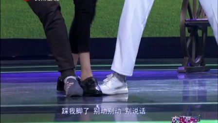 青春小品《捡钱风波》表演呵呵俱乐部
