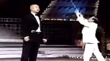 小品演员陈佩斯唱歌比演小品更搞笑