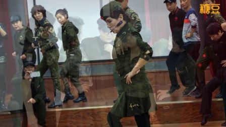 张孝花陶然亭水兵舞（打点儿）教学视频(一)