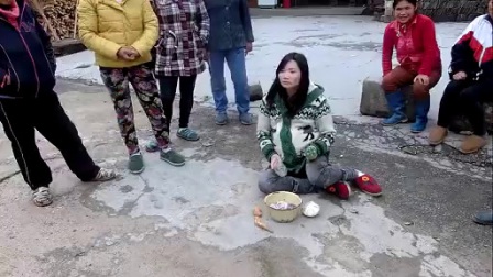 云南山歌剧他老婆很苦她老公也很苦