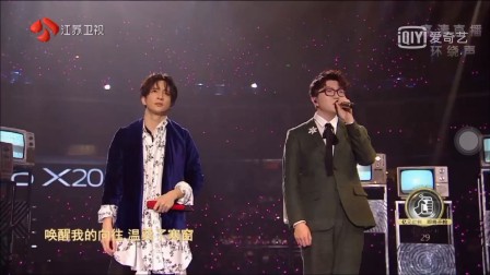 2018跨年演唱会薛之谦 毛不易《消愁》下载