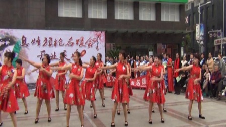百姓健康舞《苗岭迎客歌》表演息烽蝶舞浅夏舞蹈队下载
