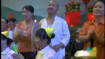 二人转《我们不是俩口子》观众笑翻了 王小