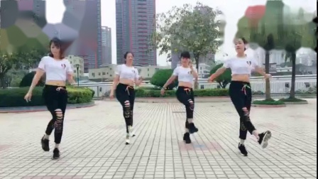 摩登辣妈广场舞《远走高飞》正面演示