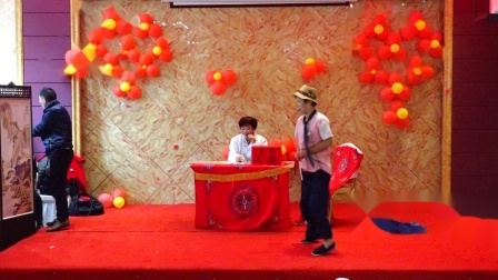 《傻子看病》亚男夏芬文绢搞笑小品下载