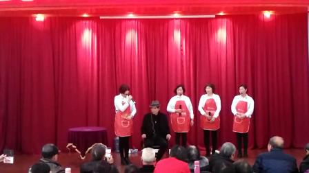 小品《顾客是上帝》掌起老年大学  裘利侠等