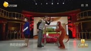 爆笑小品《人与猴儿》调皮猴子气坏主人