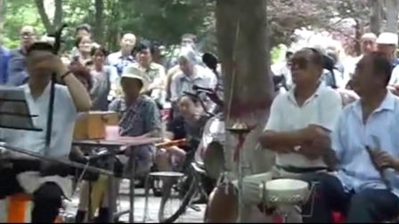 农村大姐唱曲剧《弦子一拉响叮咚》