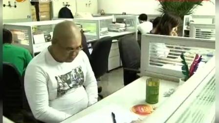 王龙小品《红色炸弹》小胖纸的娱乐方式 太搞笑了下载