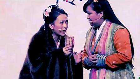 小品《落跑姐妹》贾玲演绎古代版碰瓷