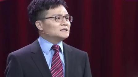 《男人四十》李伟健精彩单口相声 爆笑全场