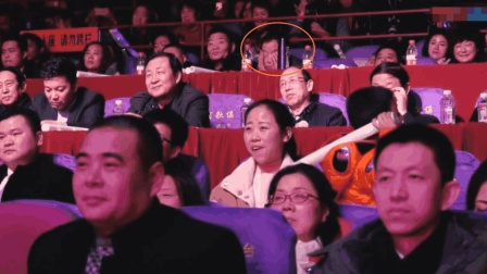 《你有责任》侯耀华杨进明商演相声 台下观