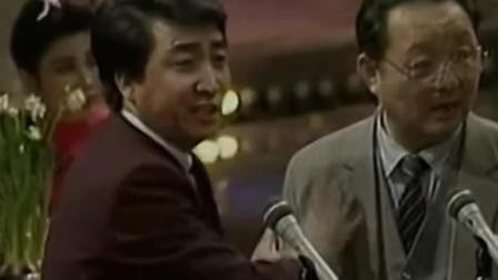 相声《捕风追影》姜昆唐杰忠精彩演绎 爆笑