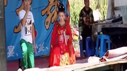 二人转《大西厢》女演员非常优秀 绝对是一