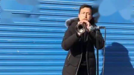 唢呐艺人独奏歌曲《说句心里话》吹的真好听