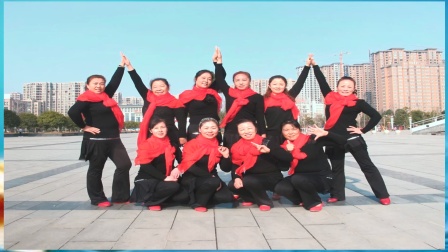 10位辣妈齐跳《中国广场舞》融合多种舞蹈元素 活泼动感下载