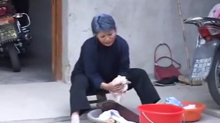 民间小调 儿媳看我不顺眼 干活嫌我手脚慢 