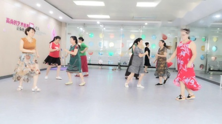 舞灵美娜子广场舞《野花香》10人队型编舞下载