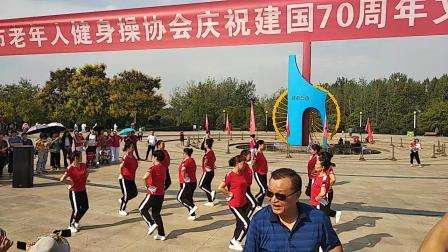 健身操《自由运动》安陆市中老年人健身操协