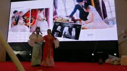 黄梅戏《果然喜从天上降》